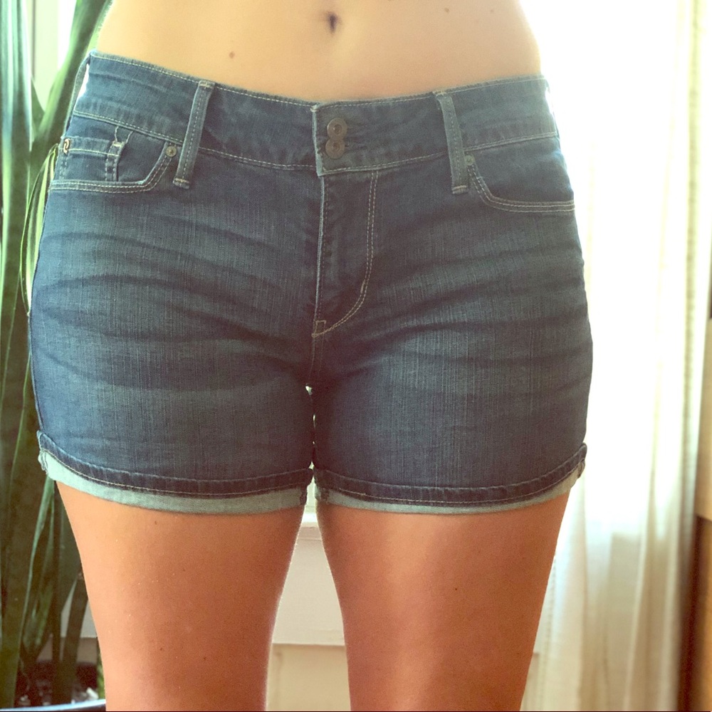 Levi Denizen Jean Shorts